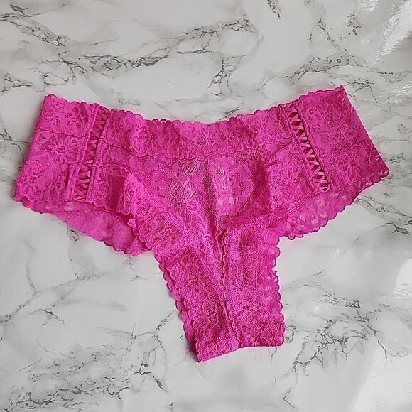 2 Victoria's Secret Very Sexy Lace Cheeky Panty M - Picture 3 of 12
